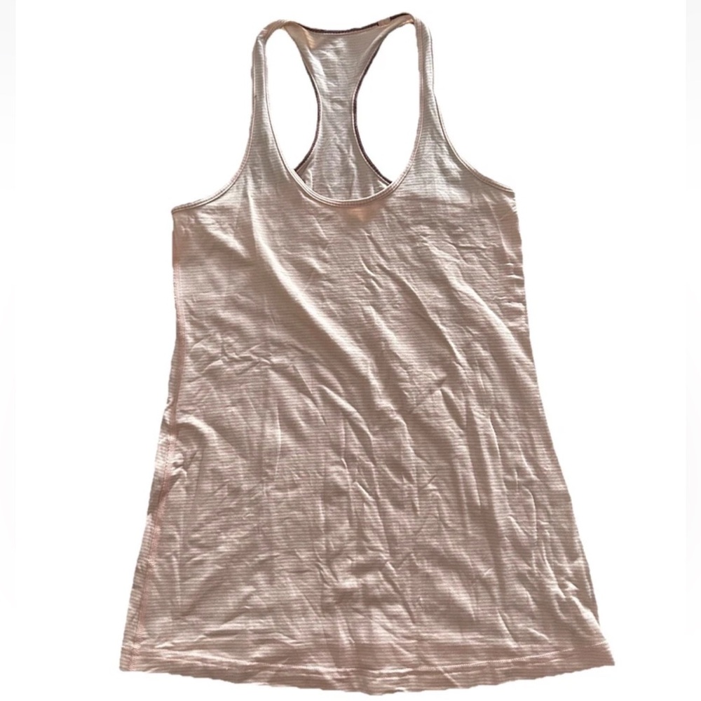 Light pink Lululemon tank